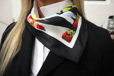 Silk neck scarf 
